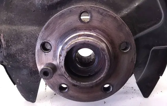 Volkswagen Transporter - Caravelle T5 Front wheel hub 7H0258G