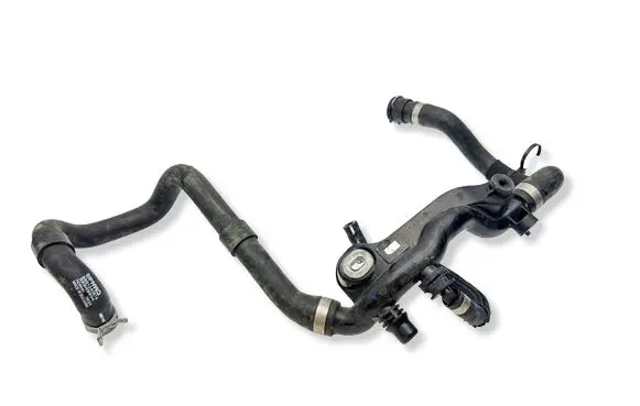 Volvo XC40 Engine coolant pipe/hose 32249934