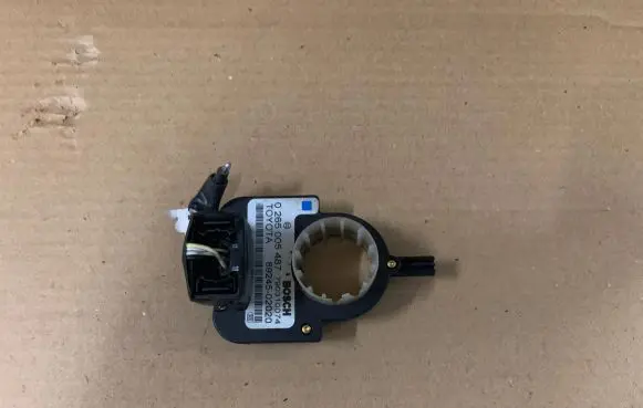 Toyota Avensis T250 Steering angle sensor 8924502020 790310074 0265005487
