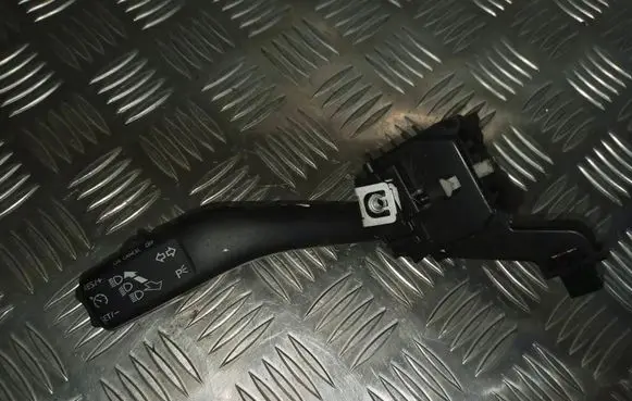 Volkswagen Touran I Indicator stalk ANP80H013E 09E0601 1K0953513F