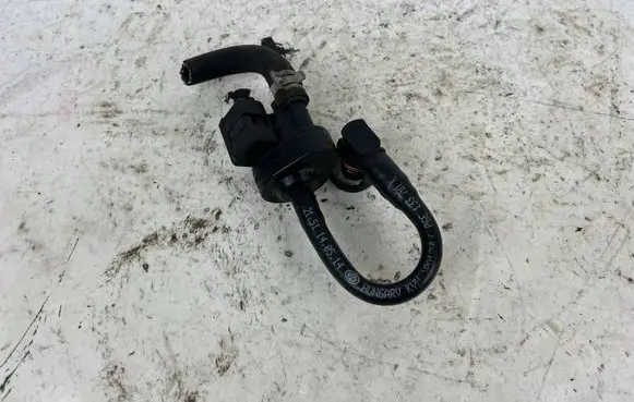 Audi A4 S4 B8 8K Breather hose sensor 06H906517AA
