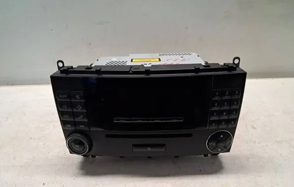 Mercedes-Benz CLK A209 C209 Radio/CD/DVD/GPS head unit A2098202689