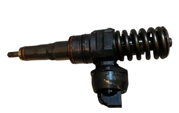 Volkswagen PASSAT B5.5 Fuel injector 038130073AL 0414720039