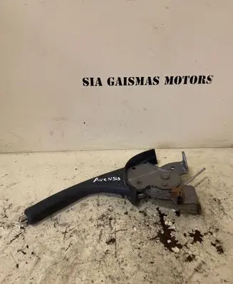 Toyota Avensis T250 Hand brake release handle 