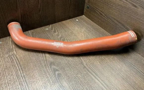 Iveco Daily 4th gen Intercooler hose/pipe 5801303587