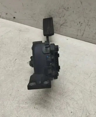 Volvo S40, V40 Accelerator throttle pedal 30865642 6PV00830100
