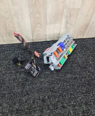 Fuse box set