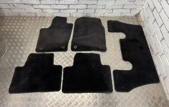 Dodge Durango III Car floor mat set 42858J