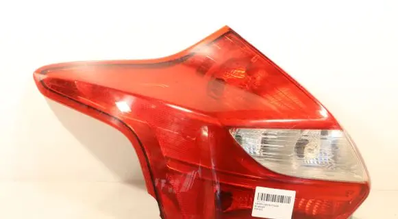 Ford Focus C-MAX Rear/tail lights E414600