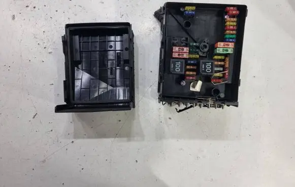 Audi A3 S3 8P Fuse box set 1K0937132F 180061