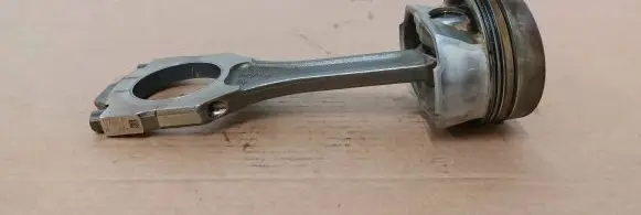 Bentley Continental Piston R02284L92