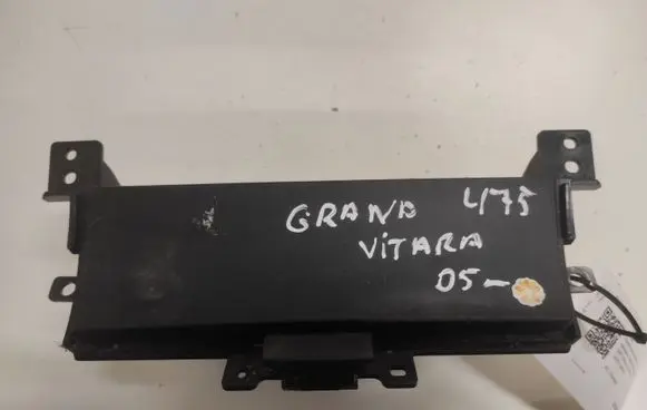 Suzuki Grand Vitara II Glove box NF11V7X0