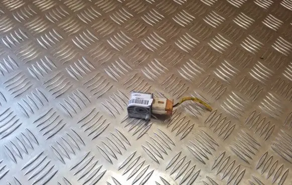 KIA Sorento Airbag deployment crash/impact sensor