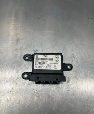 Opel Mokka Parking PDC control unit/module 13354532 130411 6002JC1700