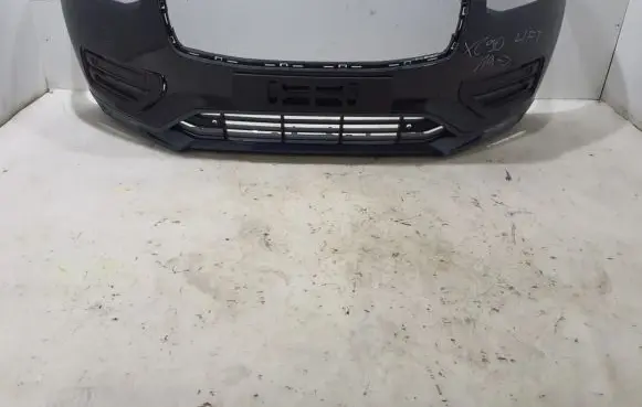 Volvo XC90 Front bumper 31690641