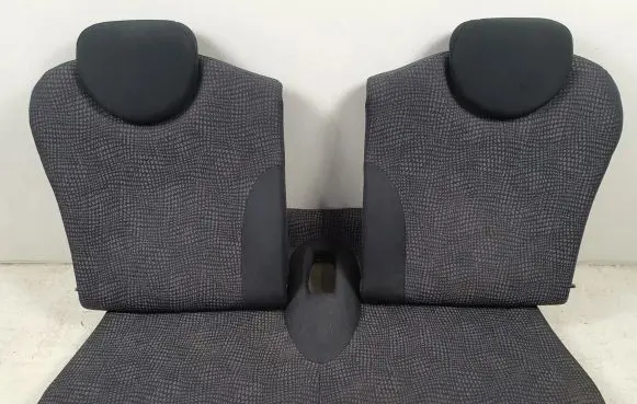 Mini One - Cooper R50 - 53 Rear seat 
