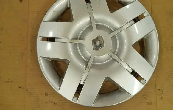 Renault Espace - Grand espace IV R16 wheel hub/cap/trim 8200114723