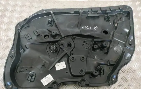 Mercedes-Benz S W222 Front door window regulator with motor A2225409631
