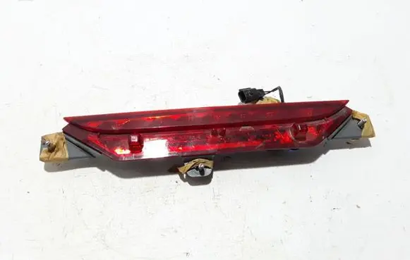 Chrysler Pacifica Third/center stoplight 68228795AB