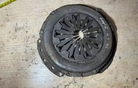 Volkswagen Golf III Pressure plate 