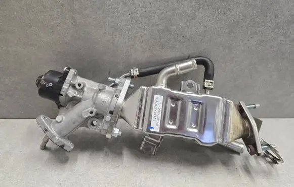 Toyota C-HR I EGR valve cooler 256010T010B