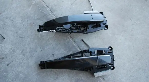 Opel Insignia A Loading door exterior handle/bracket 160KM