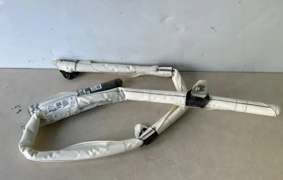 BMW 4 F36 Gran coupe Roof airbag 7221046