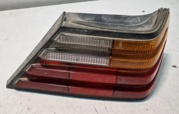 Mercedes-Benz E W124 Rear/tail lights 53373R23