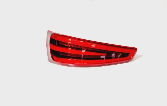 Audi Q3 8U Tailgate rear/tail lights 8U0945093A 8U0945093