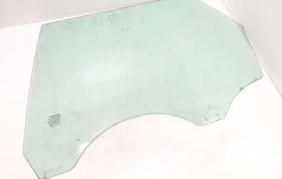 Volvo V50 Rear door window glass