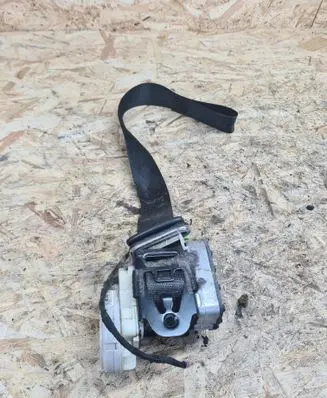Mercedes-Benz CLK A209 C209 Front seatbelt 