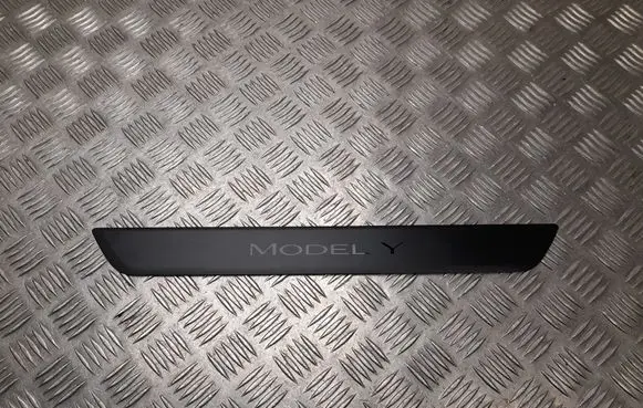 Tesla Model Y Other sill/pillar trim element 149430100B