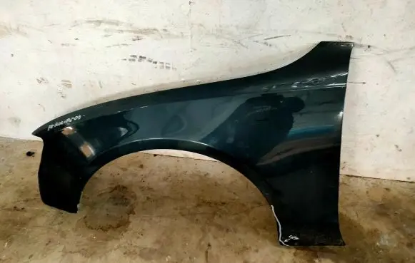 Audi A5 8T 8F Fender