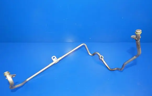 Volvo XC90 Engine coolant pipe/hose