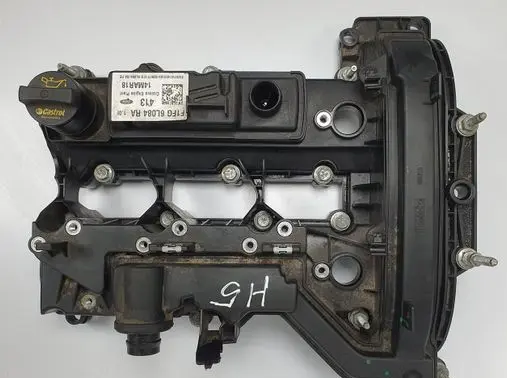 Ford Mondeo Mk III Rocker cam cover CM5G-6K271-CL