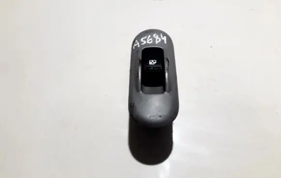 KIA Carnival Electric window control switch 935804D700KS