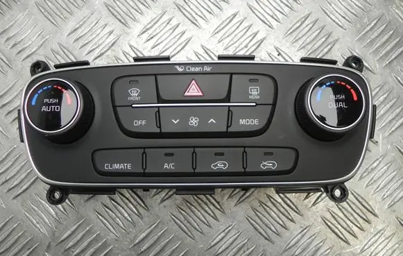 KIA Sorento Climate control unit 972502PXXX Y1082