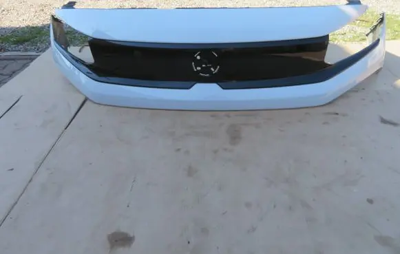 Opel Combo E Front grill 9856080980
