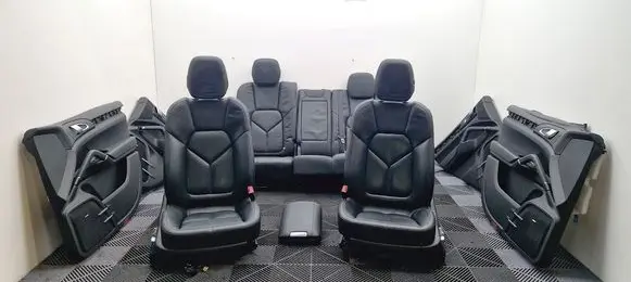 Porsche Cayenne (92A) Seat set 