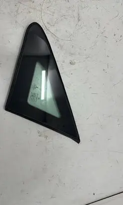 Mercedes-Benz Vito Viano W447 Front triangle window/glass A4476730105