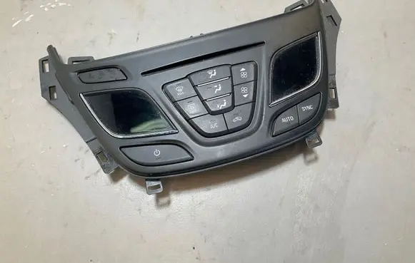 Opel Insignia A Climate control unit 7370200000000X 26202377 544930977
