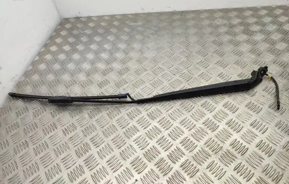 Citroen C4 Cactus Front wiper blade arm 9801706480