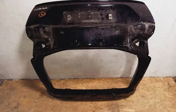 Mitsubishi Eclipse Cross Truck tailgate 