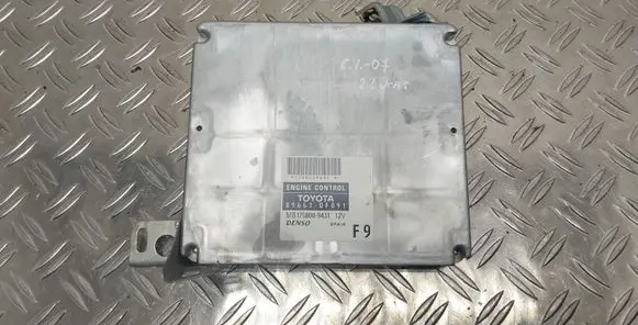 Toyota Corolla Verso AR10 Engine control unit/module 896610F091