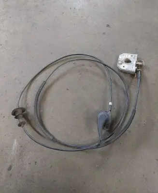 Engine bonnet/hood lock release cable