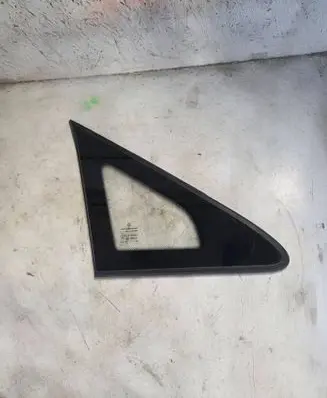 Mercedes-Benz Vito Viano W639 Front triangle window/glass 