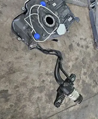 Porsche Macan (95B) Fuel tank 95B201021D