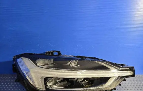 Volvo XC60 Headlight/headlamp 31420412
