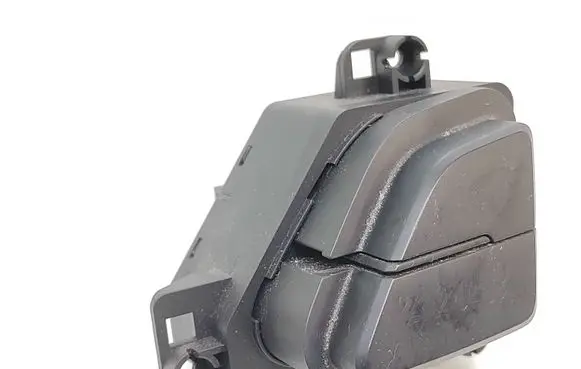 Passenger airbag on/off switch