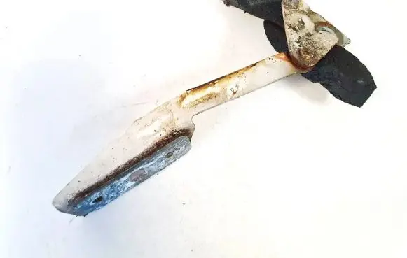 Peugeot 405 Engine bonnet/hood hinges